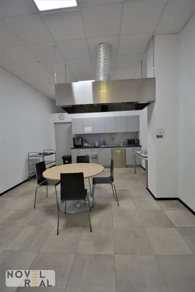 Gewerbeimmobilie mieten in Wien – 879 m², € 15.778 – Bild 27 von 32