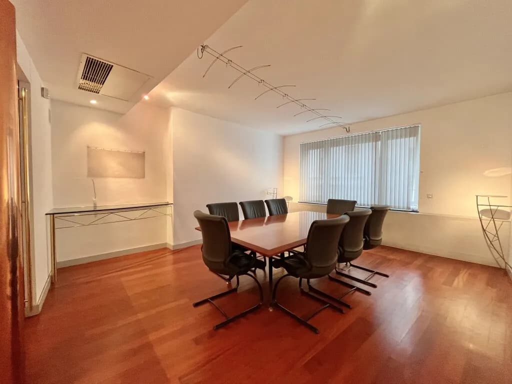 5-Zimmer-Gewerbeimmobilie mieten in Wien – 263 m², € 5.743 – Bild 4 von 18