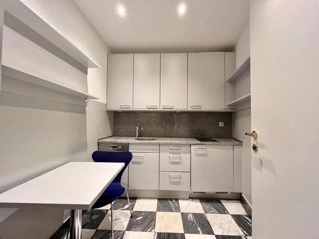 5-Zimmer-Gewerbeimmobilie mieten in Wien – 263 m², € 5.743 – Bild 16 von 18