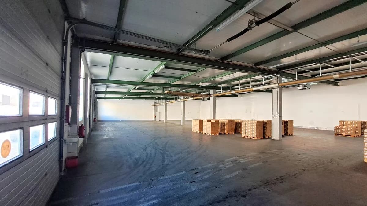 Gewerbeimmobilie mieten in Wien – 870 m², € 8.787 – Bild 4 von 12