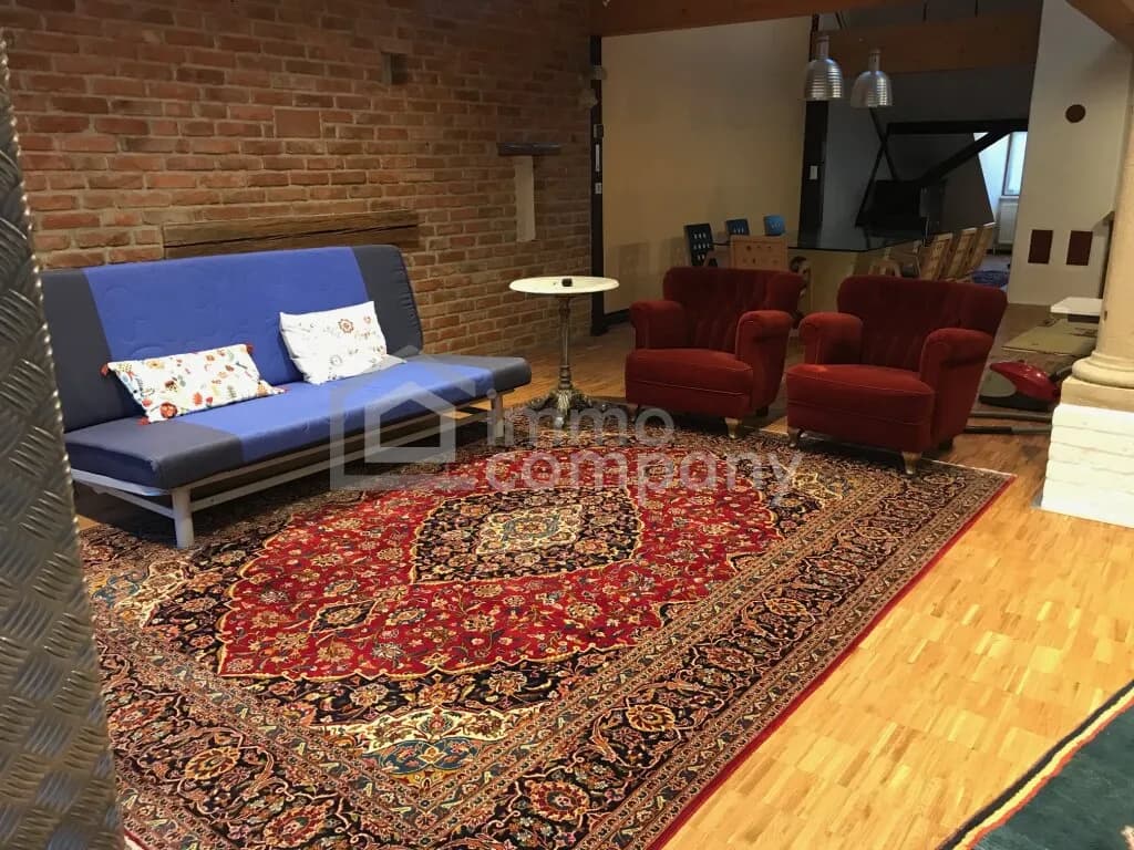 4-Zimmer-Wohnung mieten in Neusiedl am See – 270 m², € 2.200