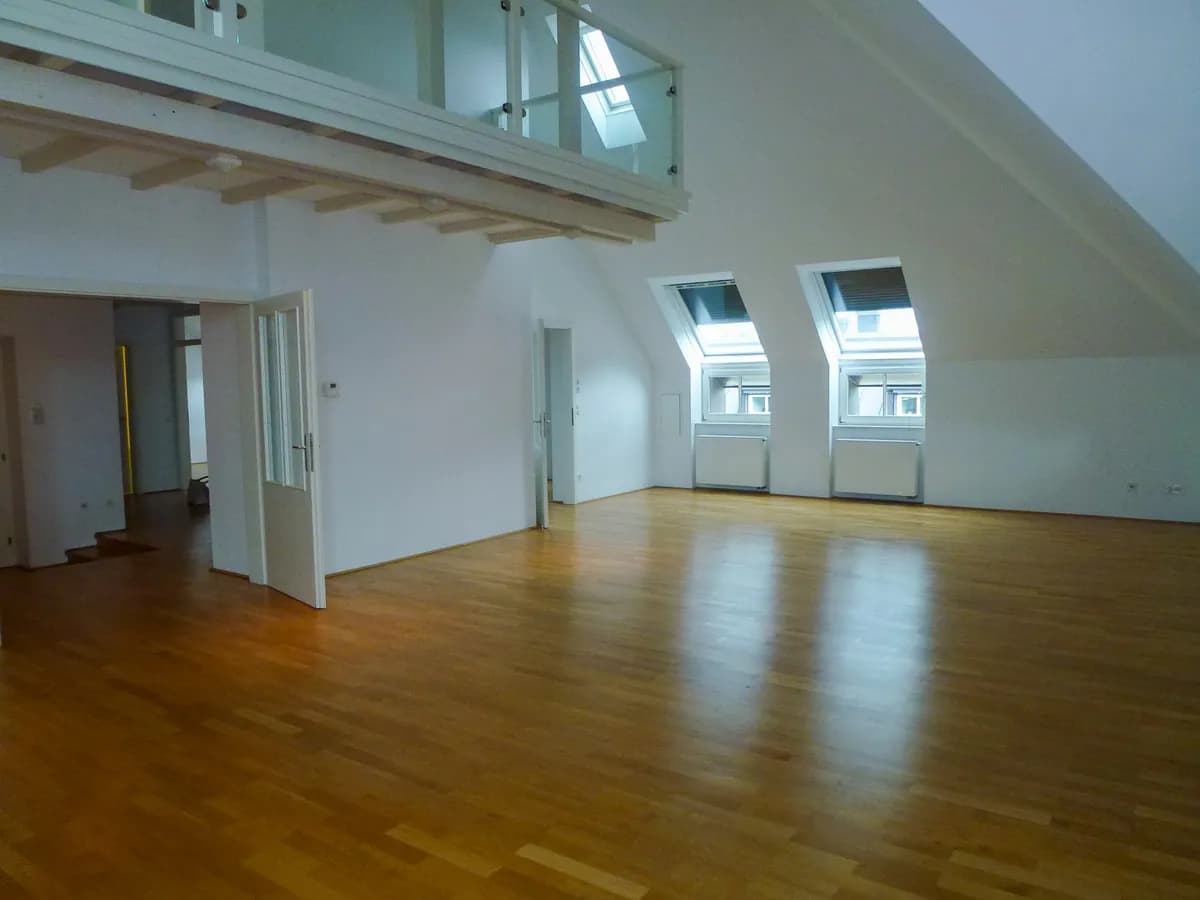 4-Zimmer-Wohnung mieten in Salzburg Stadt – 187,76 m², € 2.572 – Bild 2 von 10