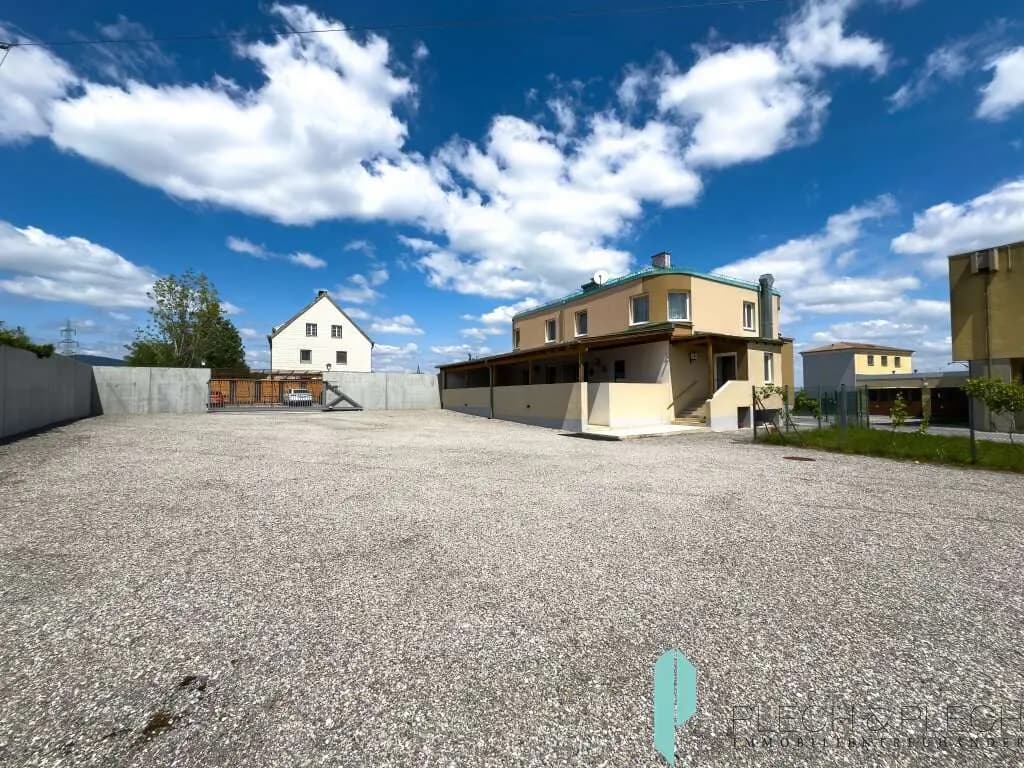 Gewerbeimmobilie kaufen in Neunkirchen – 136,71 m², € 1.690.000