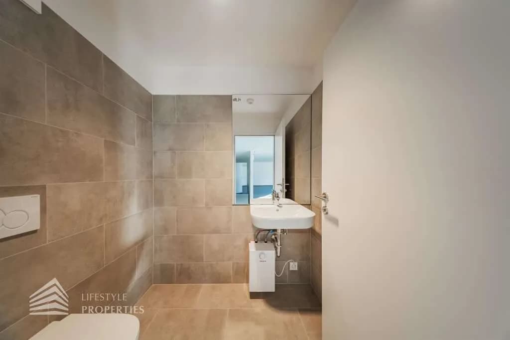 4-Zimmer-Gewerbeimmobilie mieten in Wien – 186 m², € 4.246 – Bild 17 von 22