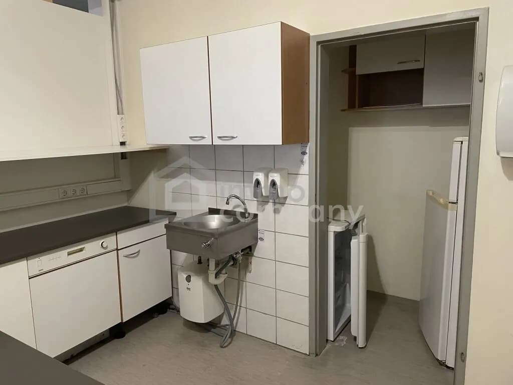 Gewerbeimmobilie mieten in Jennersdorf – 125 m², € 1.395 – Bild 4 von 6