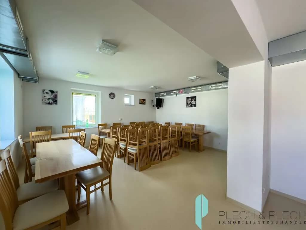 Immobilie kaufen in Neunkirchen – 136,71 m², € 1.980.000 – Bild 8 von 23
