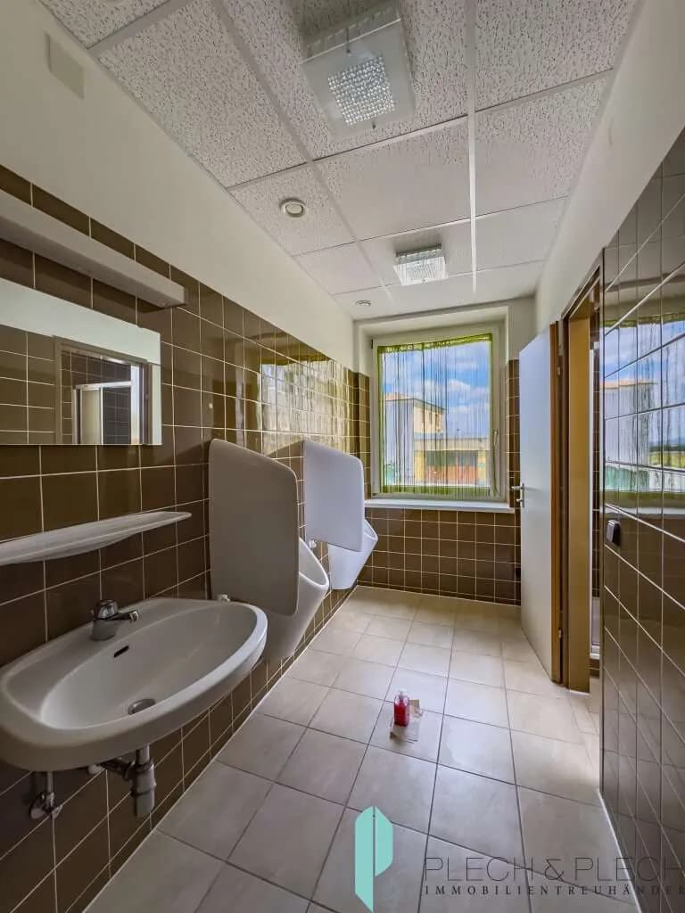 Immobilie kaufen in Neunkirchen – 136,71 m², € 1.980.000 – Bild 9 von 23