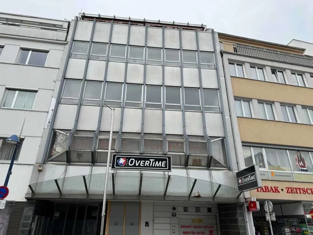 Gewerbeimmobilie kaufen in Wels – 1 616 m², € 1.400.000