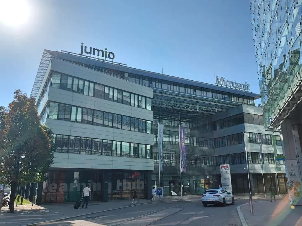 Gewerbeimmobilie mieten in Wien – 533 m², € 16