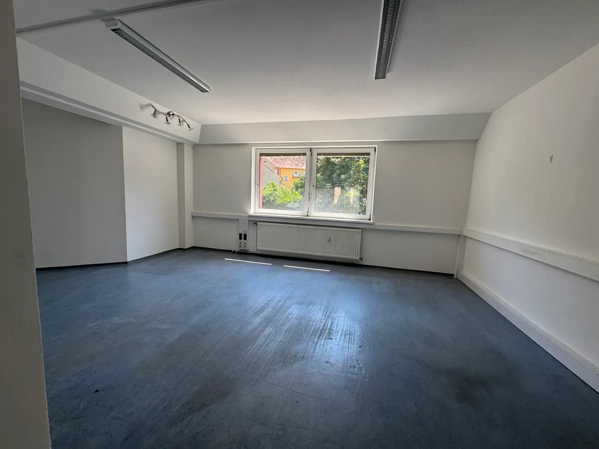 7-Zimmer-Gewerbeimmobilie mieten in Graz – 187 m², € 10 – Bild 10 von 12