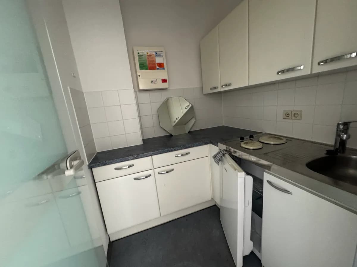 7-Zimmer-Gewerbeimmobilie mieten in Graz – 187 m², € 10 – Bild 11 von 12