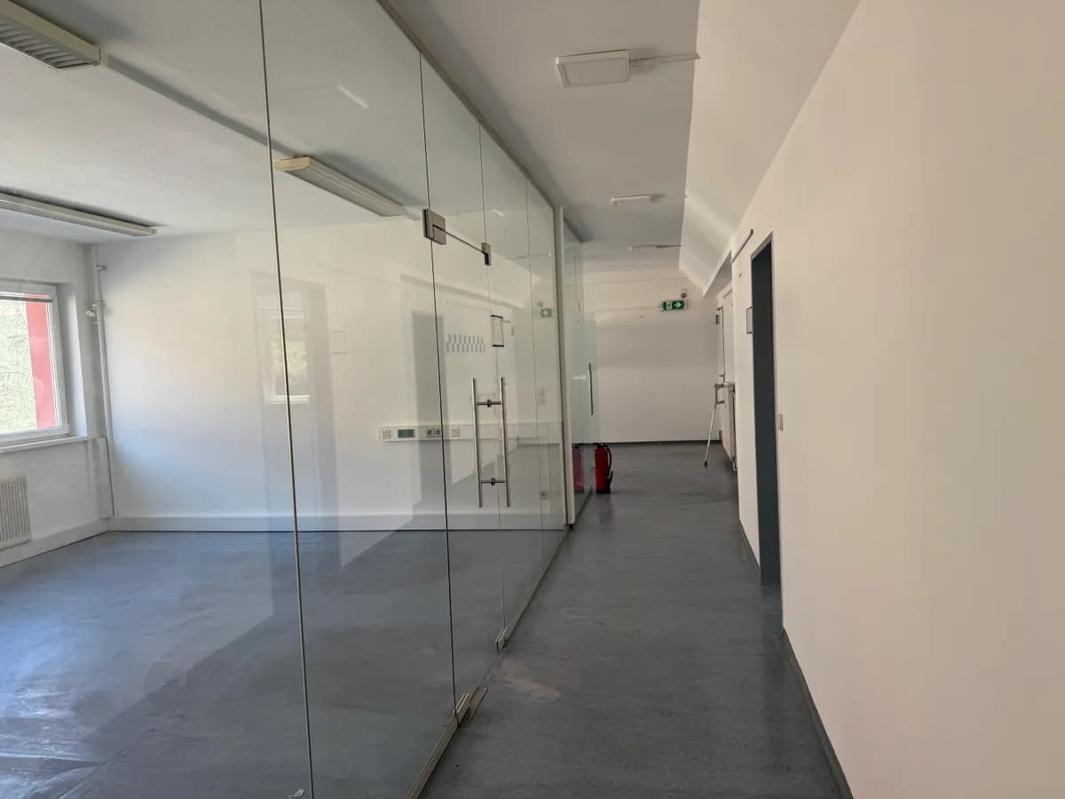 7-Zimmer-Gewerbeimmobilie mieten in Graz – 187 m², € 10 – Bild 12 von 12