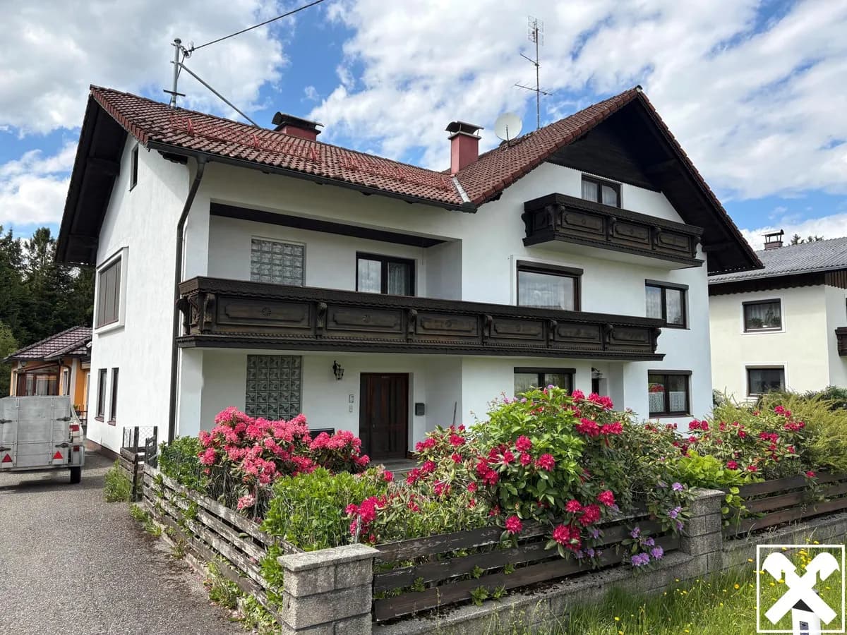 Haus kaufen in Braunau am Inn – 215 m², € 340.000