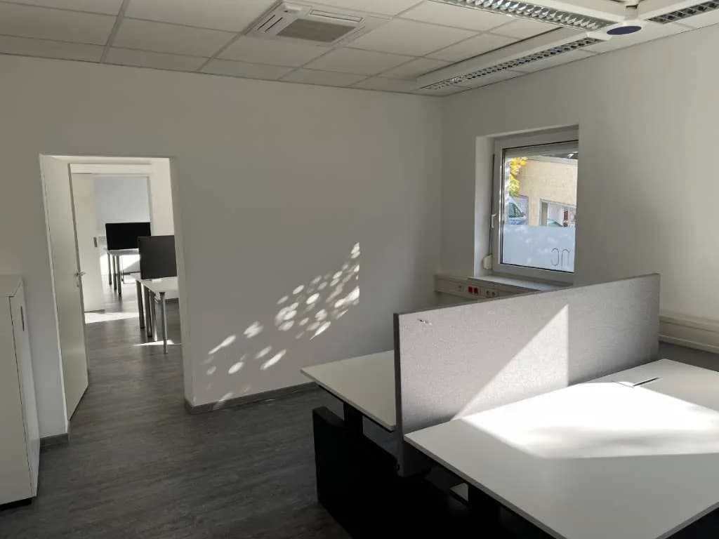 Gewerbeimmobilie mieten in Linz Land – 100 m², € 1.020 – Bild 2 von 15