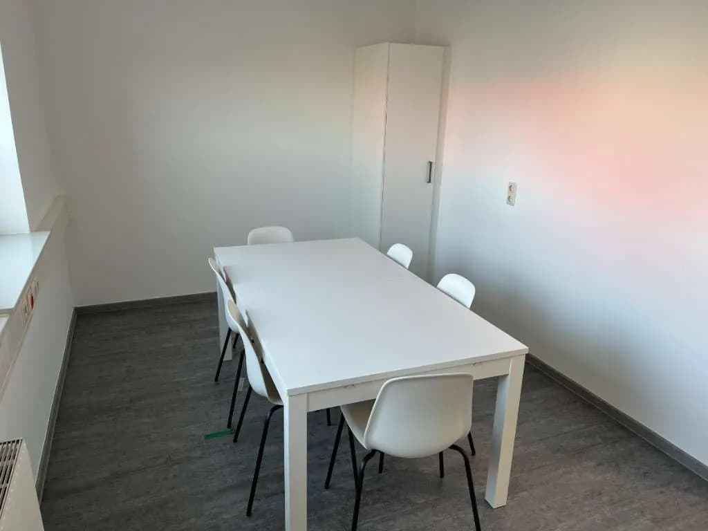 Gewerbeimmobilie mieten in Linz Land – 100 m², € 1.020 – Bild 14 von 15