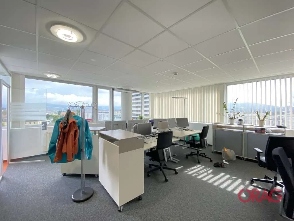 Gewerbeimmobilie mieten in Linz – 274 m², € 3.804