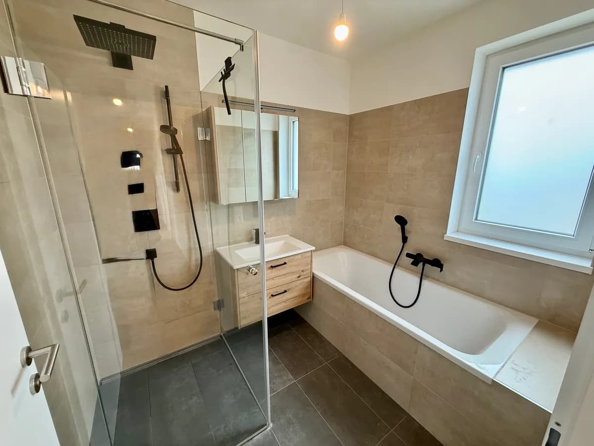 5-Zimmer-Haus kaufen in Hollabrunn – 133 m², € 379.000 – Bild 6 von 12