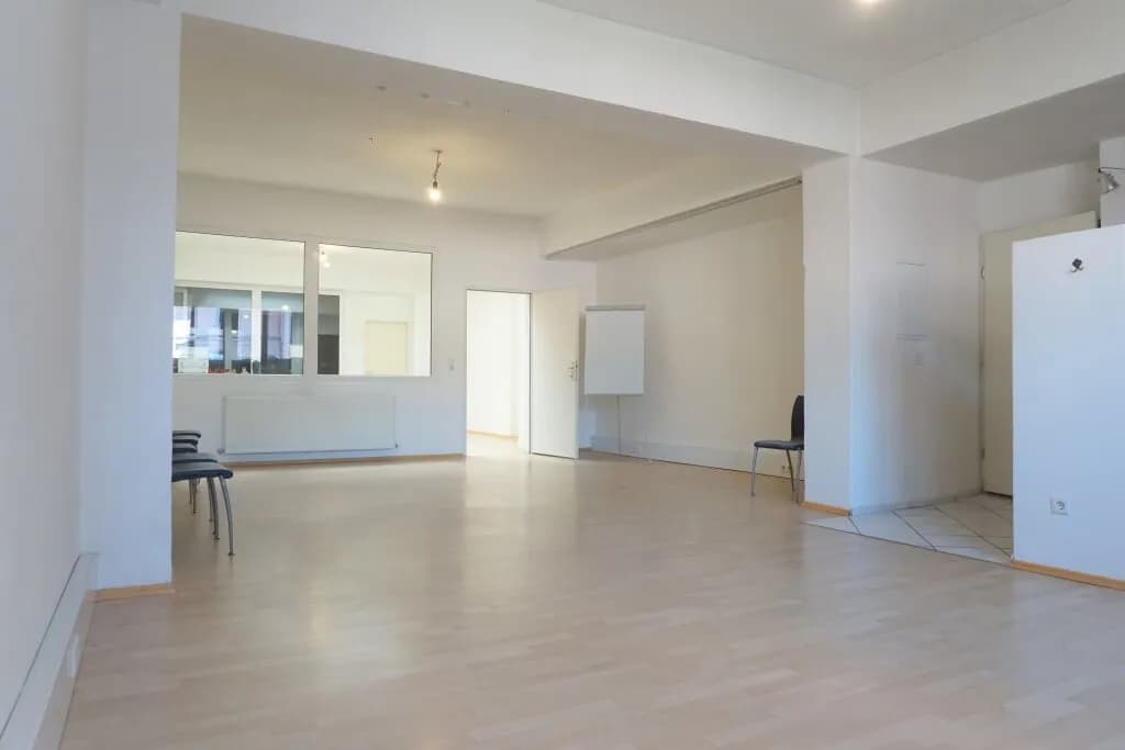2-Zimmer-Gewerbeimmobilie mieten in Innsbruck – 86 m², € 1.340