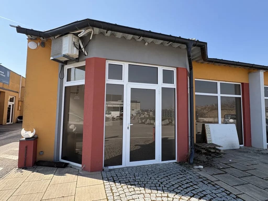 Gewerbeimmobilie mieten in Wiener Neustadt Land – 90 m², € 950 – Bild 6 von 21