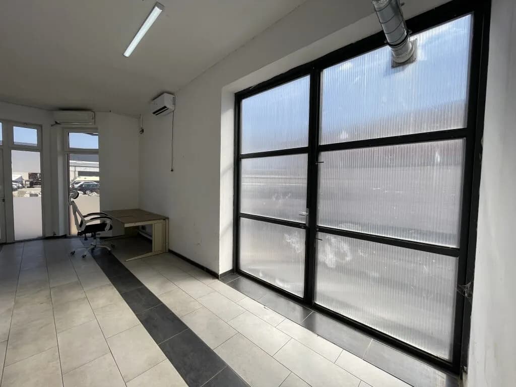 Gewerbeimmobilie mieten in Wiener Neustadt Land – 90 m², € 950 – Bild 9 von 21