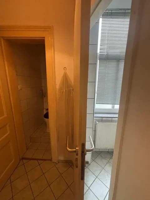 2-Zimmer-Gewerbeimmobilie mieten in Wien – 40 m², € 550 – Bild 2 von 9