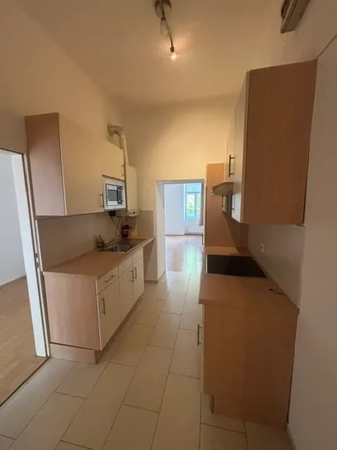 2-Zimmer-Gewerbeimmobilie mieten in Wien – 40 m², € 550 – Bild 7 von 9