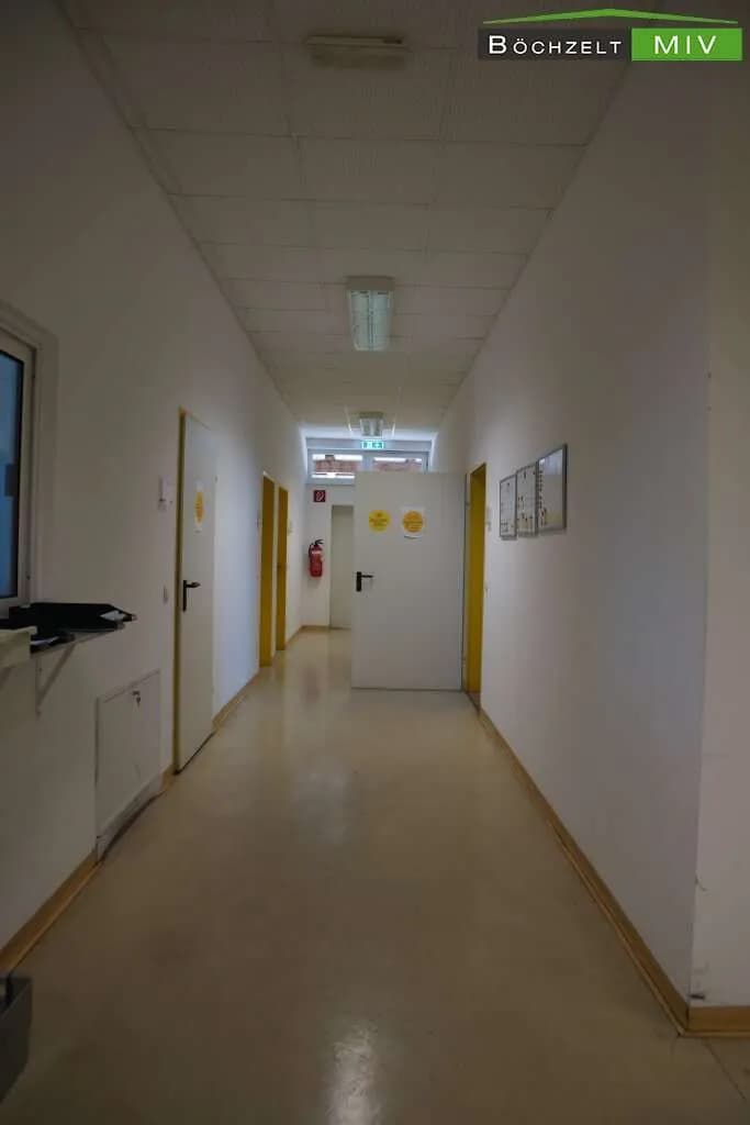 Gewerbeimmobilie mieten in Neunkirchen – 1 071 m², € 9.500 – Bild 19 von 52