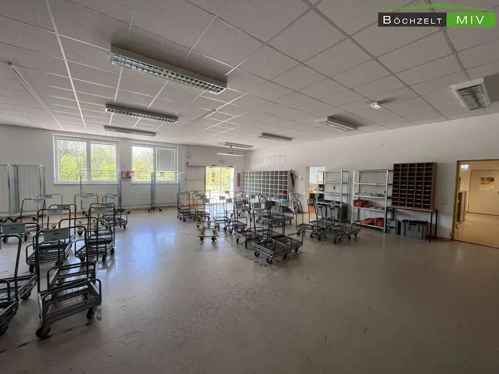 Gewerbeimmobilie mieten in Neunkirchen – 1 071 m², € 9.500 – Bild 38 von 52