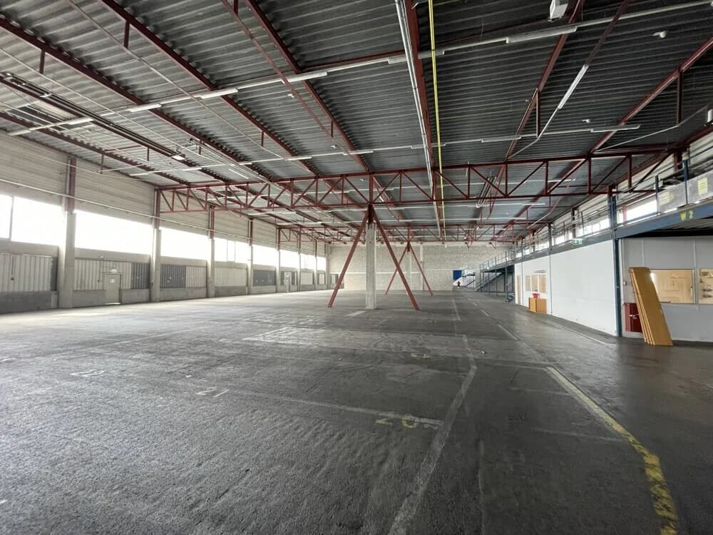 Gewerbeimmobilie kaufen in Linz Land – 8 836 m² – Bild 4 von 11