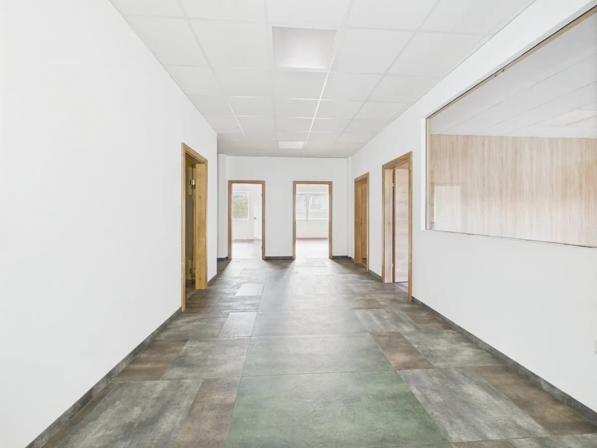 5-Zimmer-Gewerbeimmobilie mieten in Wolfsberg – 153 m², € 1.290 – Bild 3 von 15