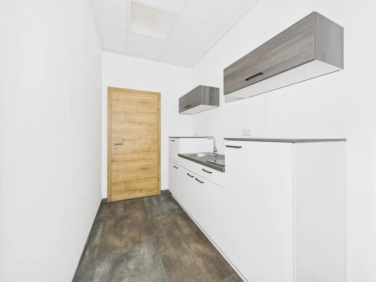 5-Zimmer-Gewerbeimmobilie mieten in Wolfsberg – 153 m², € 1.290 – Bild 5 von 15