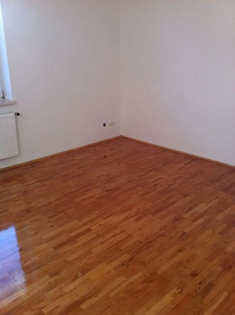 2-Zimmer-Wohnung mieten in Baden – 55 m², € 875 – Bild 2 von 12