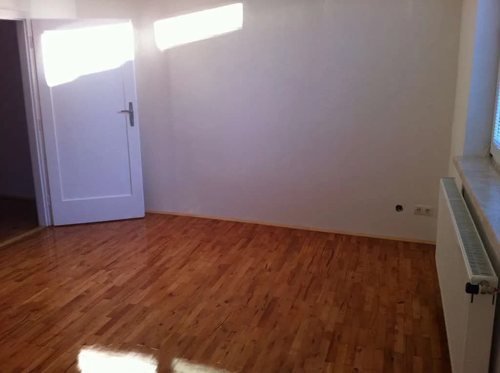 2-Zimmer-Wohnung mieten in Baden – 55 m², € 875 – Bild 3 von 12