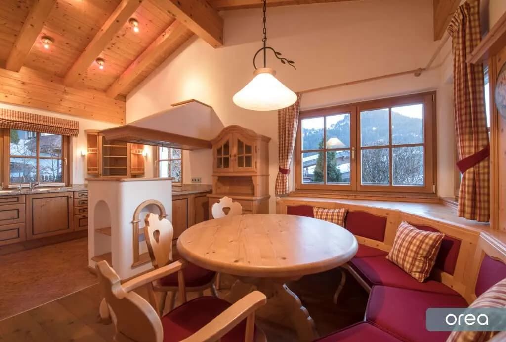 5-Zimmer-Haus mieten in Kitzbühel – 190 m², € 5.940 – Bild 8 von 24