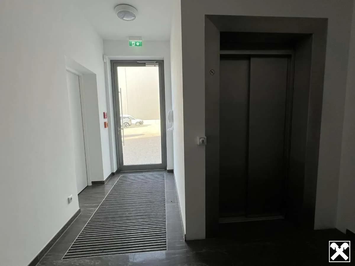 6-Zimmer-Gewerbeimmobilie mieten in Amstetten – 235 m², € 2.098 – Bild 27 von 31