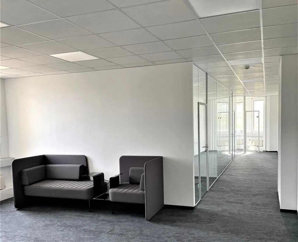 Gewerbeimmobilie mieten in Wien – 4 800 m², € 65.760 – Bild 5 von 11
