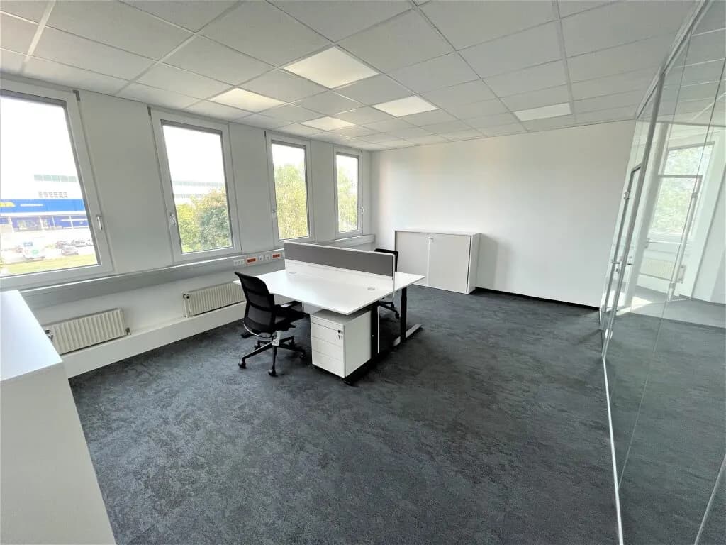 Gewerbeimmobilie mieten in Wien – 4 800 m², € 65.760 – Bild 7 von 11