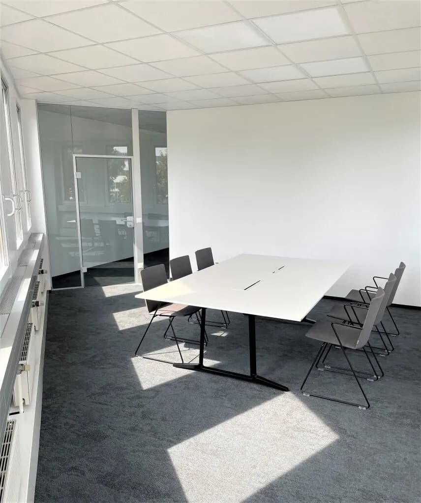 Gewerbeimmobilie mieten in Wien – 4 800 m², € 65.760 – Bild 8 von 11