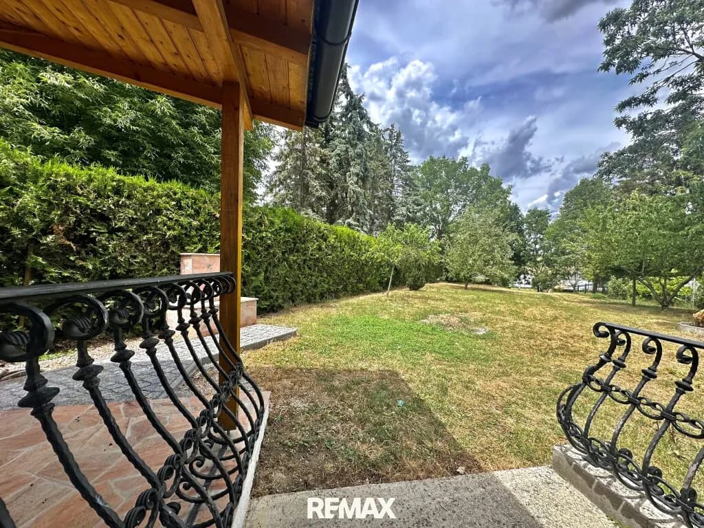2-Zimmer-Haus kaufen in Mistelbach – 150 m², € 195.000 – Bild 1 von 42