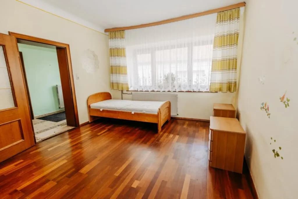 4-Zimmer-Haus kaufen in Mistelbach – 150 m², € 189.000 – Bild 30 von 37