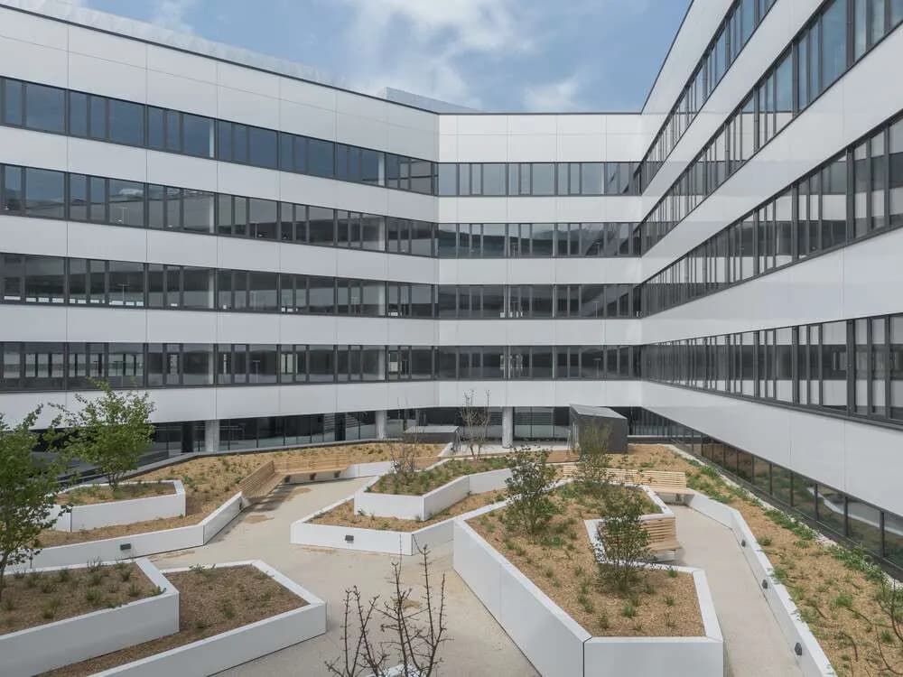 Gewerbeimmobilie mieten in Wien – 34 500 m² – Bild 2 von 21