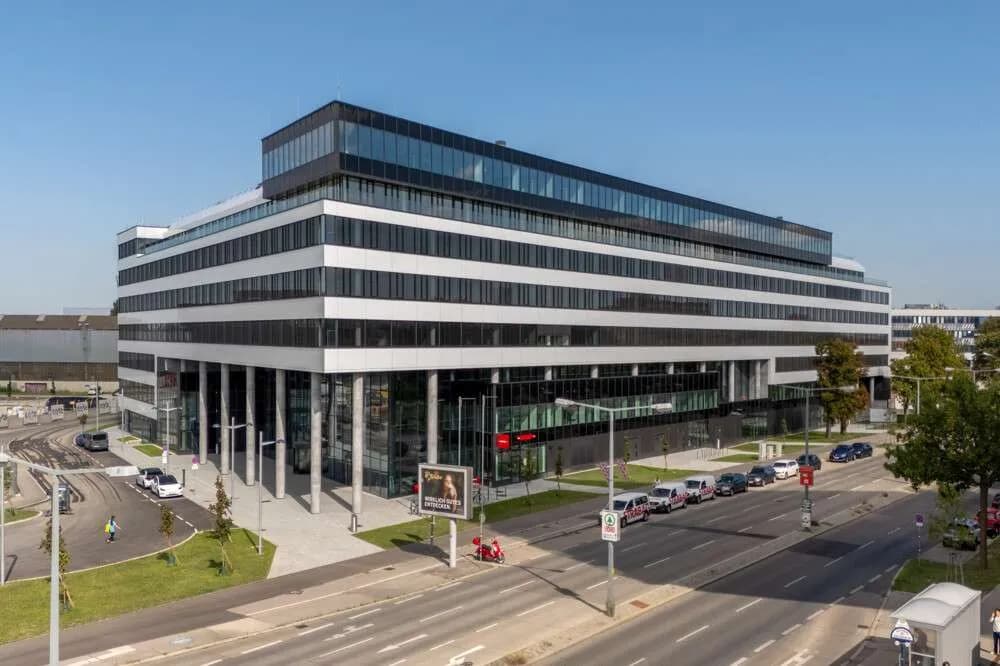 Gewerbeimmobilie mieten in Wien – 34 500 m² – Bild 13 von 21