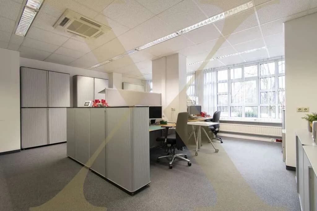 Gewerbeimmobilie mieten in Linz – 66 m², € 658