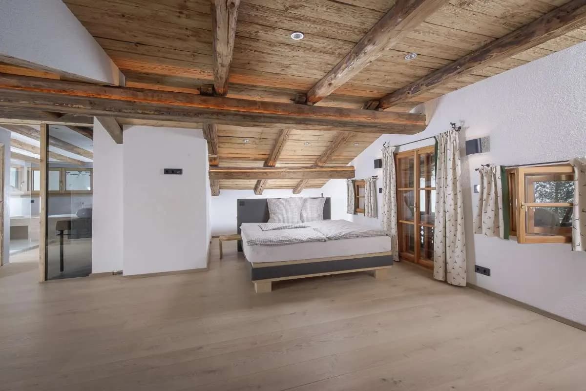 7-Zimmer-Immobilie mieten in Kitzbühel – 480 m², € 15.400 – Bild 3 von 5