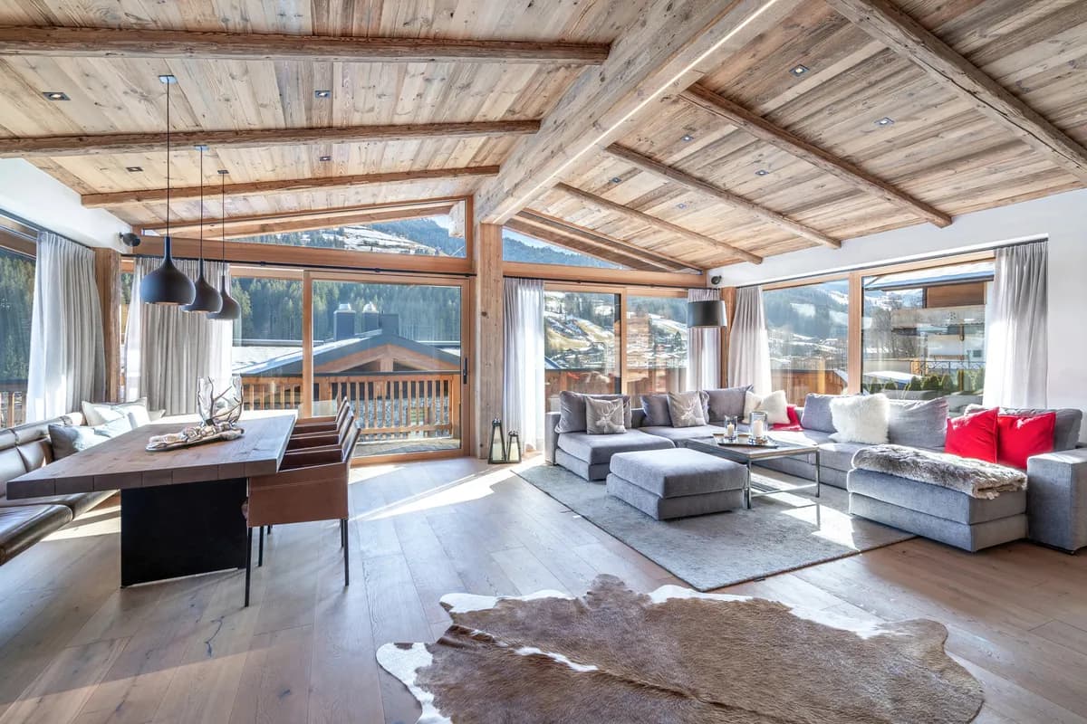 5-Zimmer-Immobilie kaufen in Kitzbühel – 250 m², € 3.990.000 – Bild 1 von 12