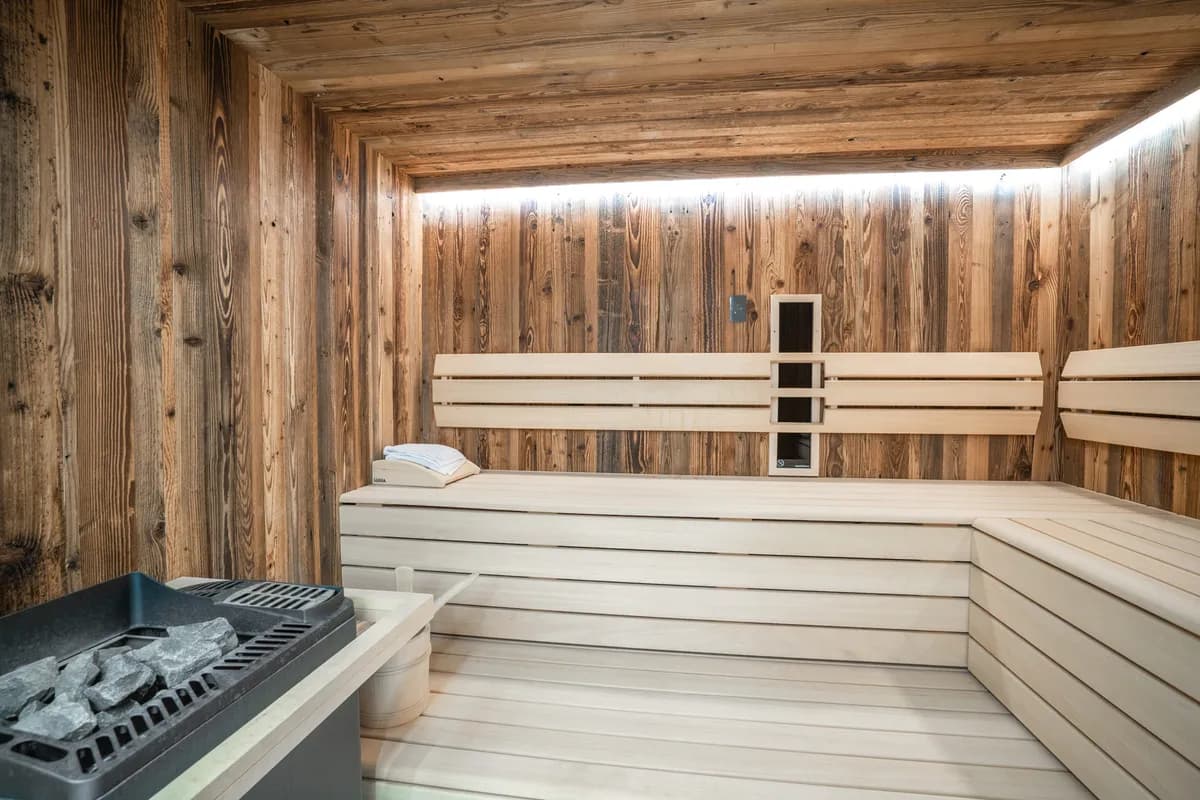 5-Zimmer-Immobilie kaufen in Kitzbühel – 250 m², € 3.990.000 – Bild 9 von 12