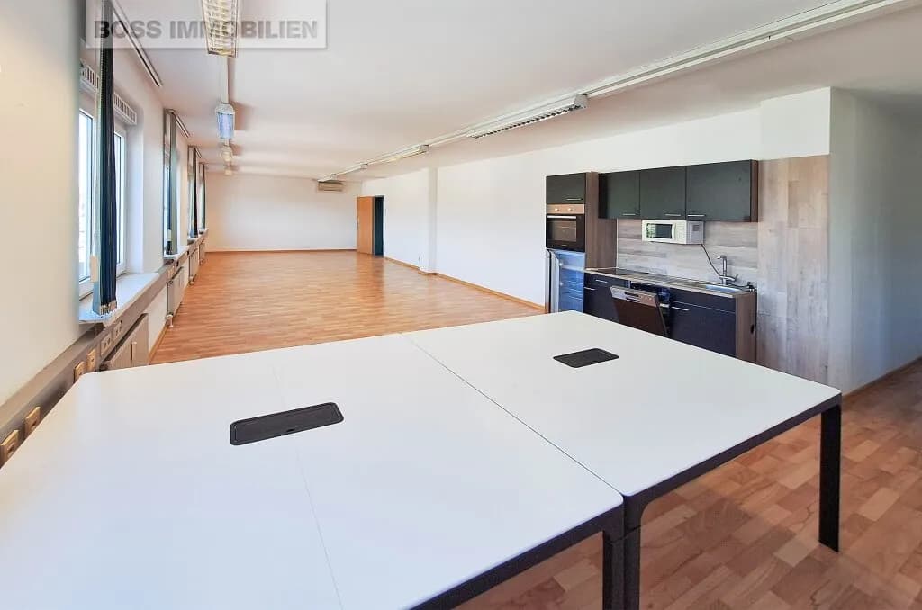 2-Zimmer-Gewerbeimmobilie mieten in Linz – 88 m², € 1.057 – Bild 4 von 12