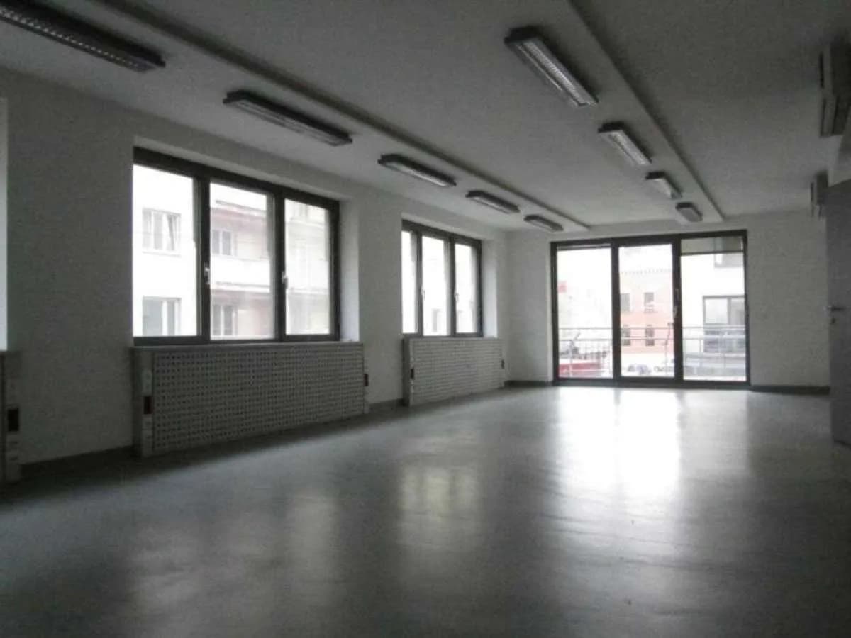 Gewerbeimmobilie mieten in Wien – 332 m², € 16 – Bild 16 von 18