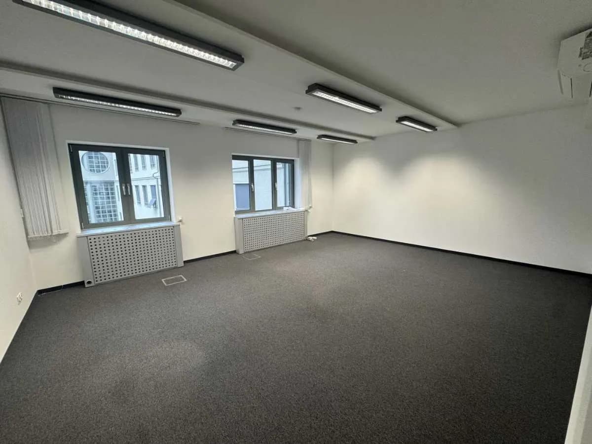 Gewerbeimmobilie mieten in Wien – 561 m², € 15 – Bild 10 von 13