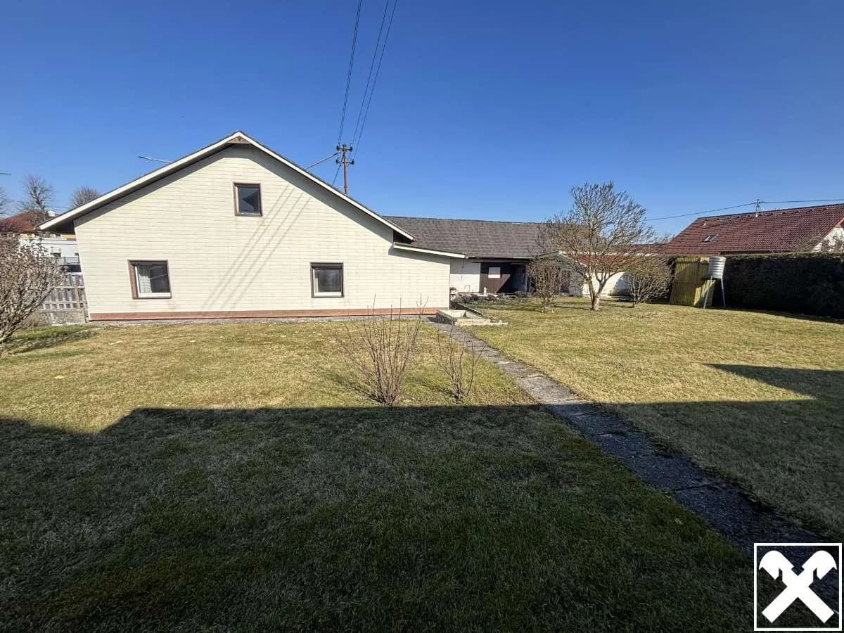 Haus kaufen in Linz Land – 1 237 m², € 349.000 – Bild 12 von 14
